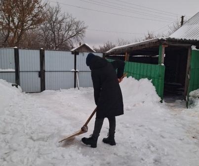 Лидеры волонтёрского отряда &quot;Добро.ru&quot; приняли участие в акции &quot;Снежный десант&quot;.